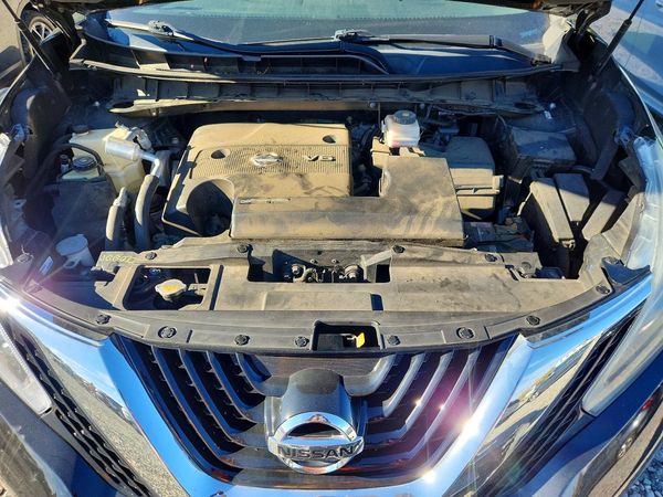 2018 NISSAN MURANO — Engine bay
