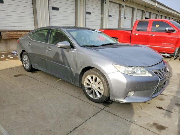 2013 LEXUS ES