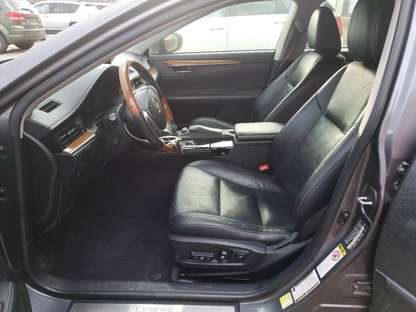 2013 LEXUS ES