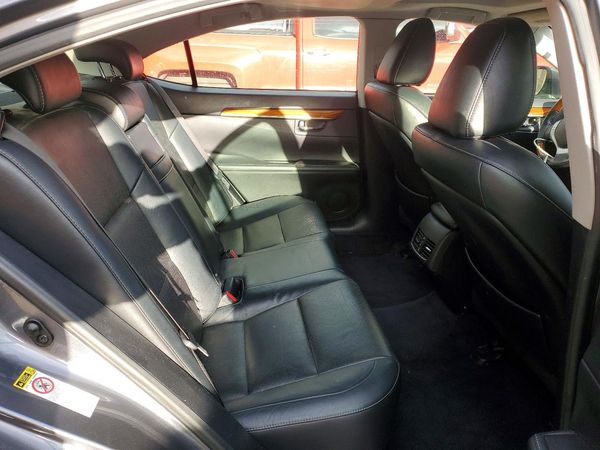 2013 LEXUS ES