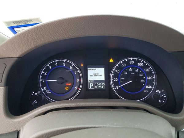 2012 INFINITI G37