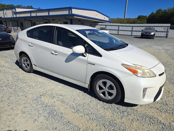 2012 TOYOTA PRIUS — Passenger 3/4