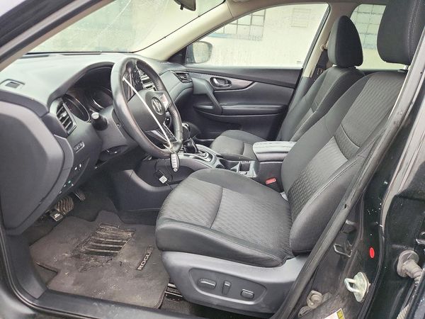 2018 NISSAN ROGUE — DENT
