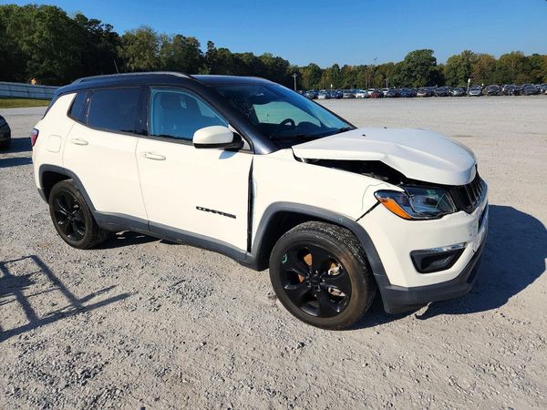 2019 JEEP COMPASS — Passenger 3/4