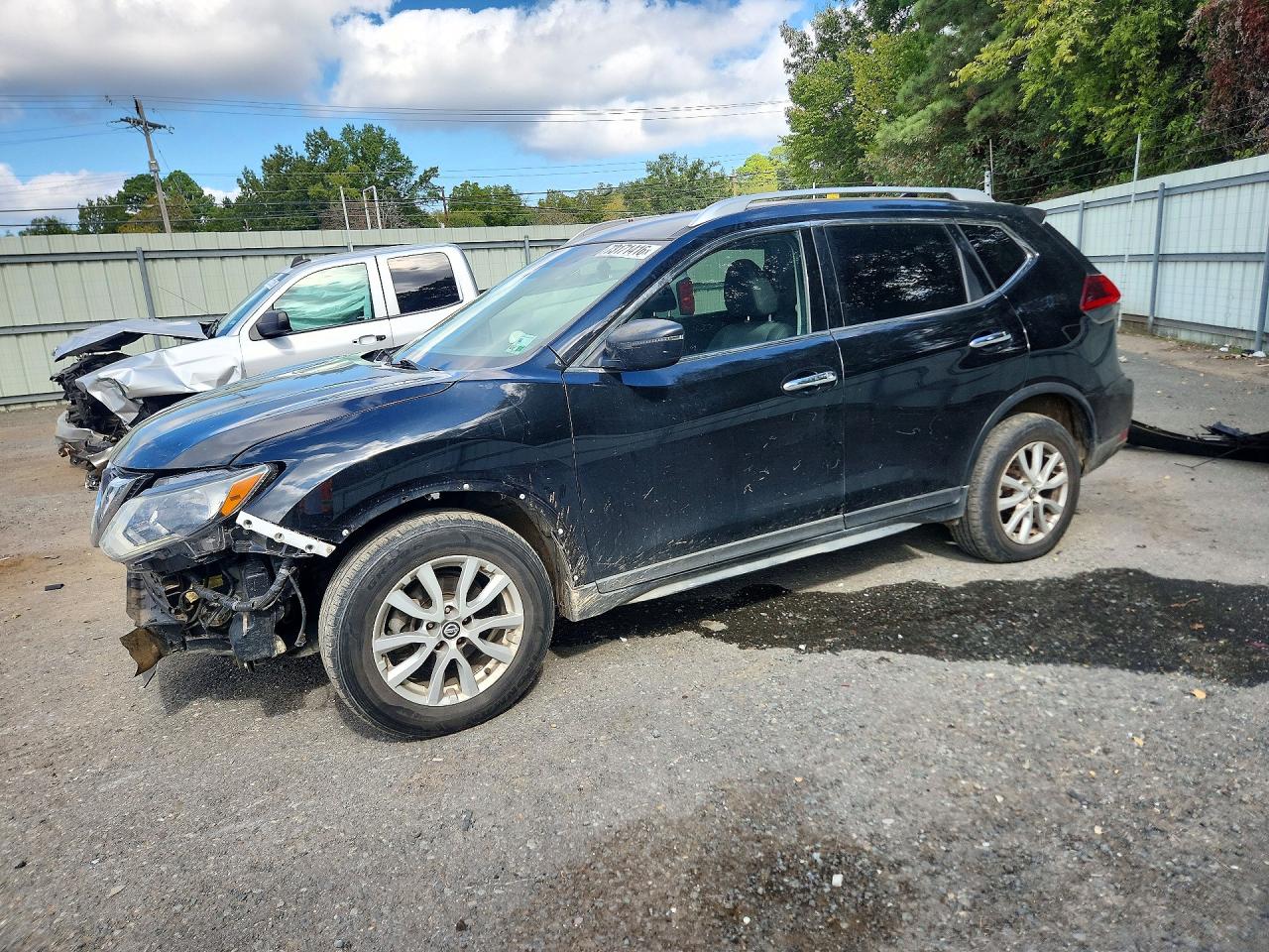 2019 NISSAN ROGUE — Front 3/4