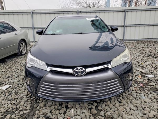 2015 TOYOTA CAMRY
