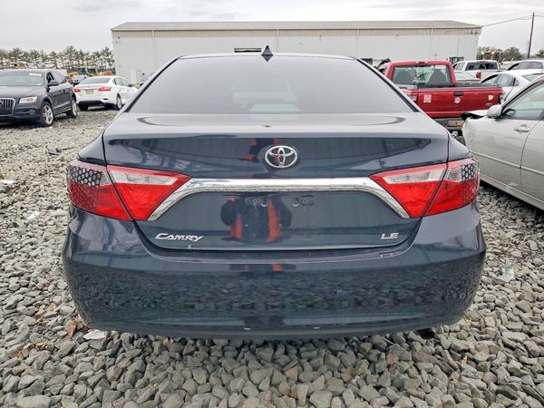 2015 TOYOTA CAMRY