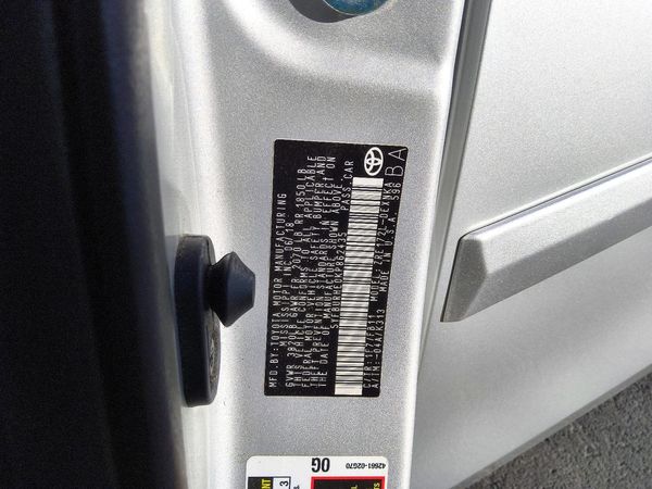 2019 TOYOTA COROLLA L/LE/SE/XLE/XSE — VINS
