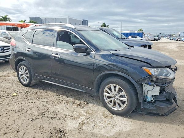 2018 NISSAN ROGUE — Passenger 3/4