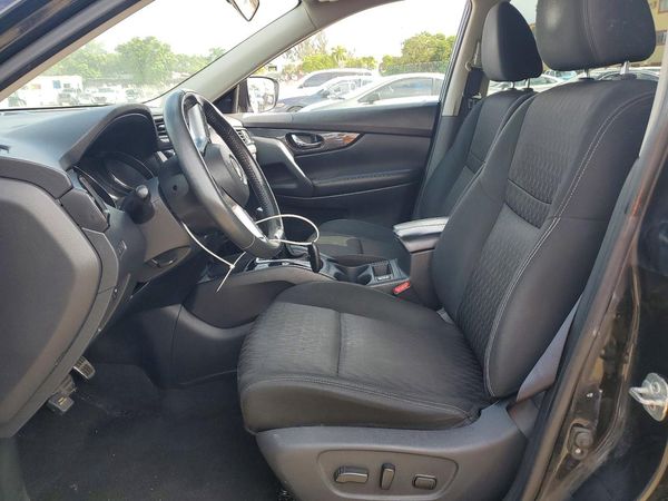 2018 NISSAN ROGUE — DENT