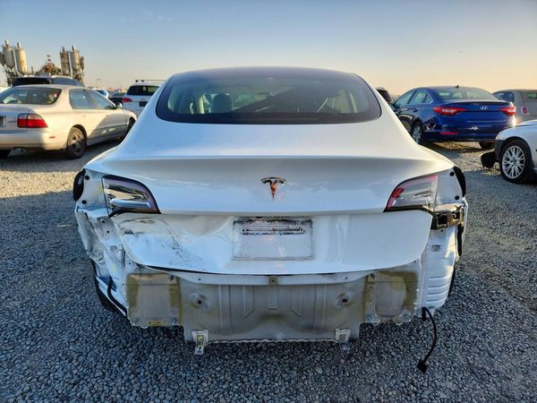 2022 TESLA MODEL 3 — DIRR