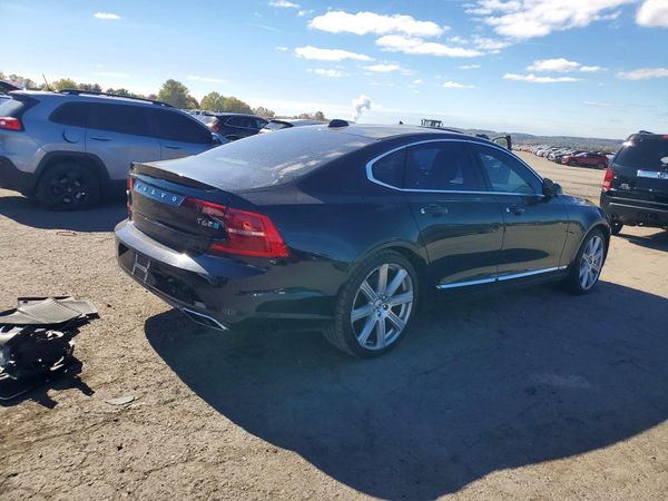 2017 VOLVO S90 Inscription — PSRA