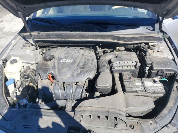 2015 KIA OPTIMA — Engine bay