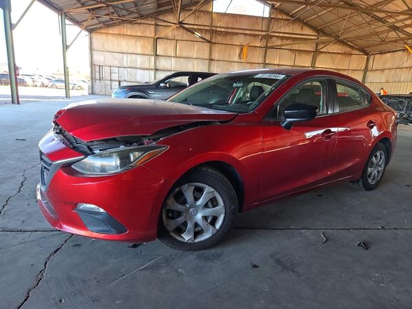 2015 MAZDA 3 SV/Base — Front 3/4