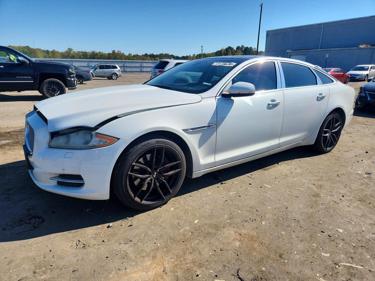 2015 JAGUAR XJ XJL Porfolio — Front 3/4