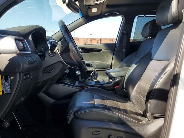 2016 KIA SORENTO SX / SX Limited — DENT