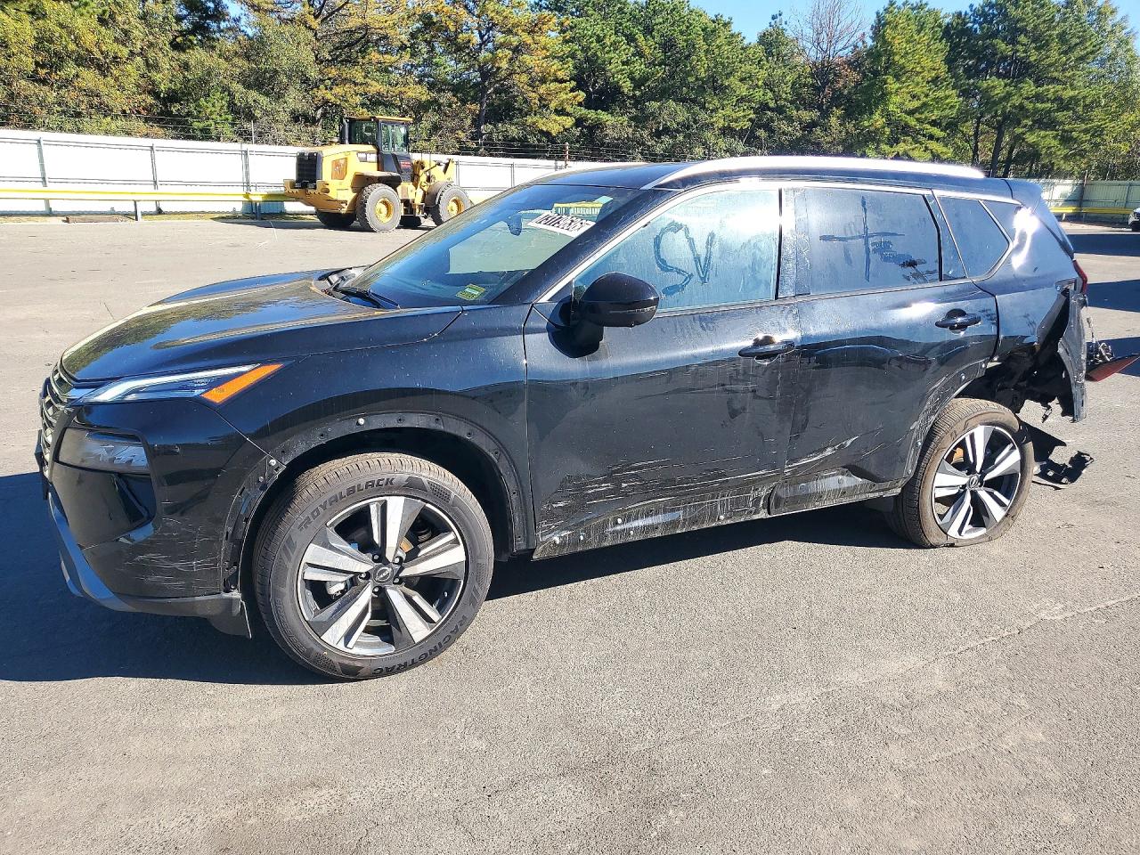 2026 NISSAN ROGUE SL — Front 3/4