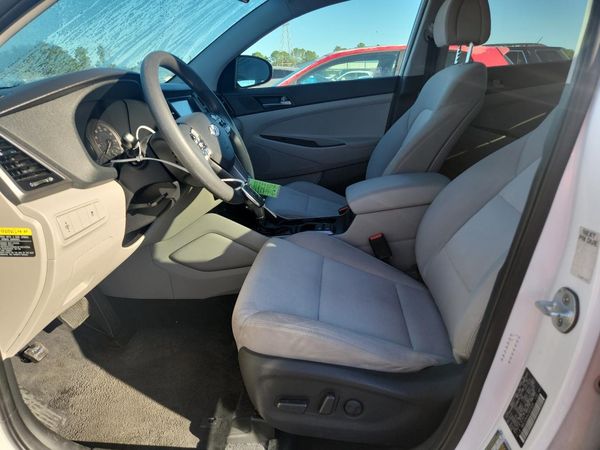 2018 HYUNDAI TUCSON — DENT