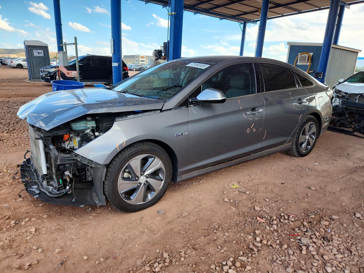 2017 HYUNDAI SONATA — Front 3/4