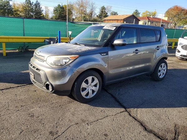 2014 KIA SOUL GL(BASE) — Front 3/4