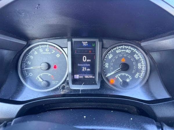 2018 TOYOTA TACOMA