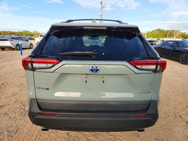 2021 TOYOTA RAV4 XLE Premium HV — DIRR