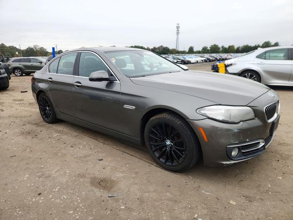 2014 BMW 5 SERIES xDrive — Passenger 3/4