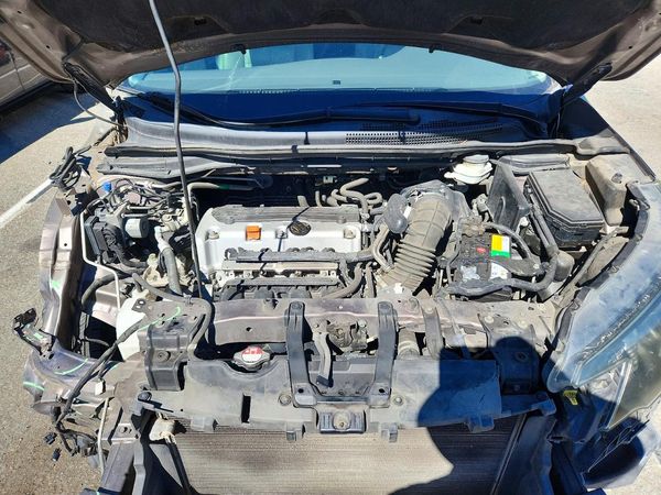 2013 HONDA CRV EX-L — Engine bay