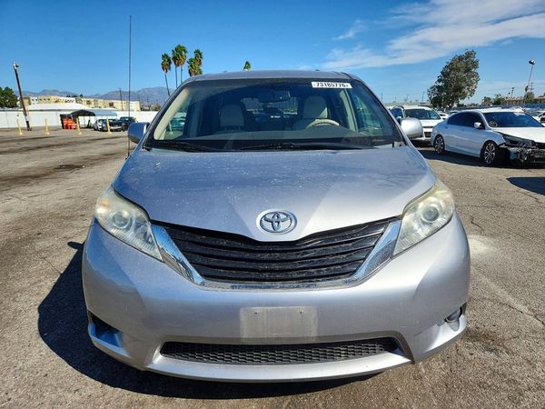 2012 TOYOTA SIENNA — DIRF