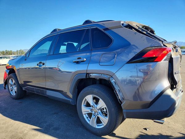 2024 TOYOTA RAV4 XLE — DSRA