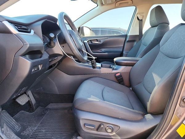 2024 TOYOTA RAV4 XLE — DENT