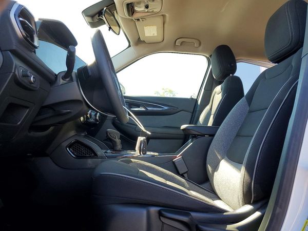 2026 CHEVROLET TRAILBLAZE LT — DENT