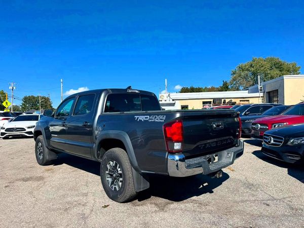 2019 TOYOTA TACOMA SR5