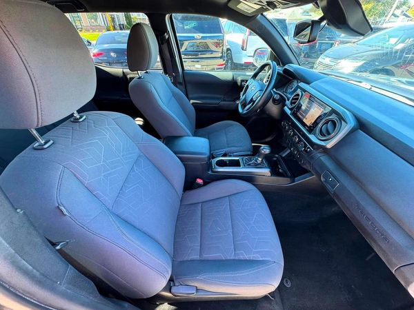 2019 TOYOTA TACOMA SR5