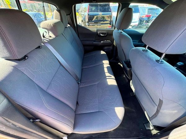 2019 TOYOTA TACOMA SR5