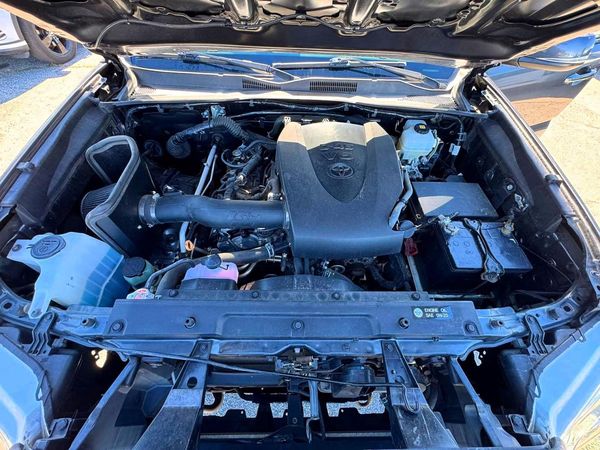 2019 TOYOTA TACOMA SR5