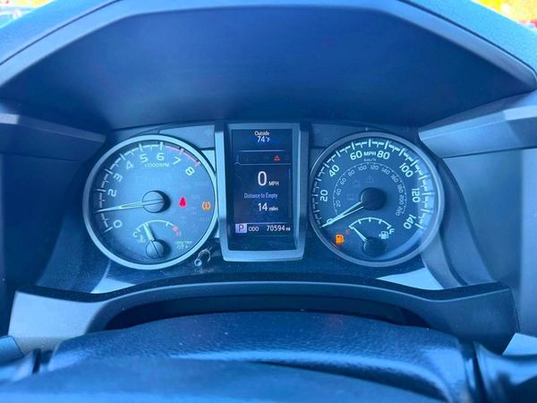 2019 TOYOTA TACOMA SR5