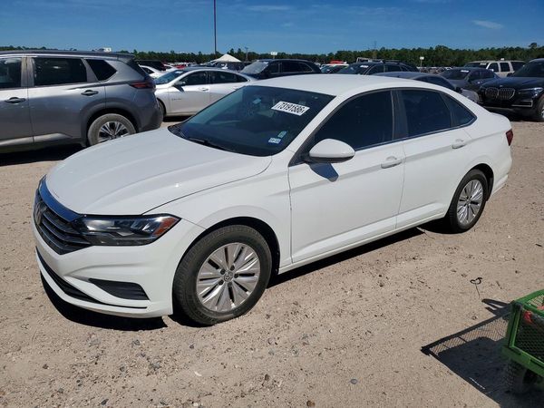 2019 VOLKSWAGEN JETTA S, SE, R-Line — Front 3/4