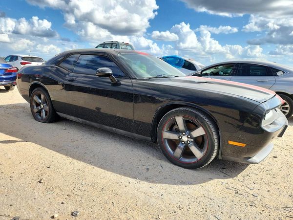 2013 DODGE CHALLENGER Base — Passenger 3/4
