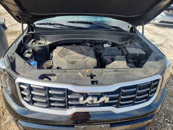 2025 KIA TELLURIDE S — Engine bay
