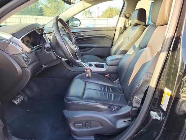 2016 CADILLAC SRX Standard — DENT