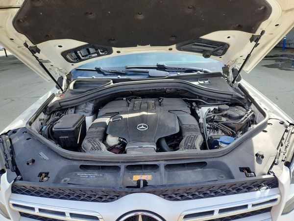2017 MERCEDES-BENZ GLS GLS450-4M — Engine bay