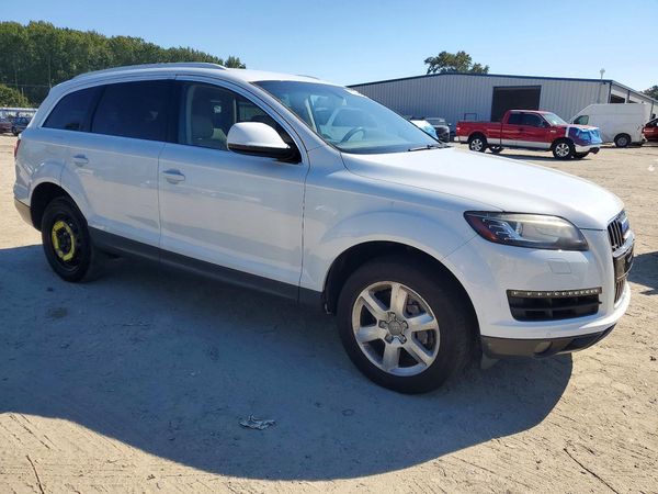 2014 AUDI Q7 Premium — Passenger 3/4