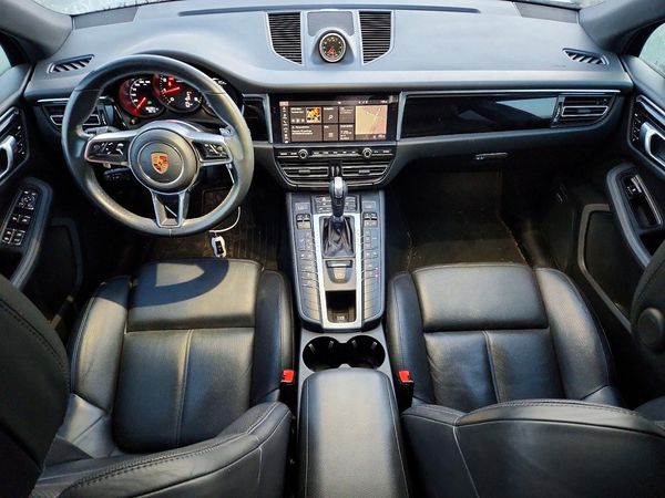 2019 PORSCHE MACAN — CKPT
