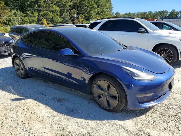 2021 TESLA MODEL 3 — Passenger 3/4