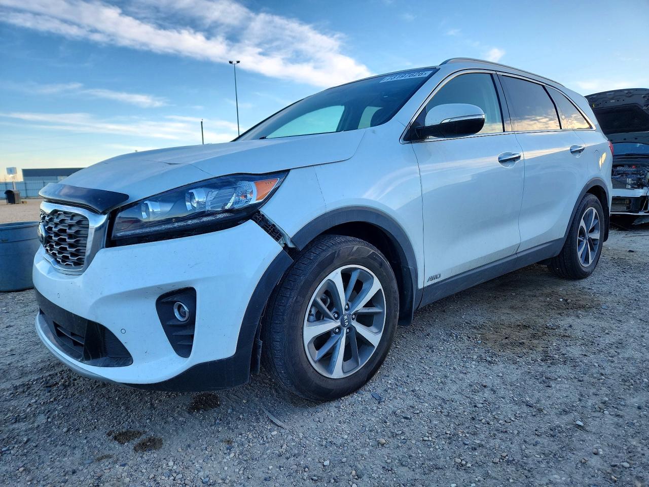 2020 KIA SORENTO EX, S — Front 3/4
