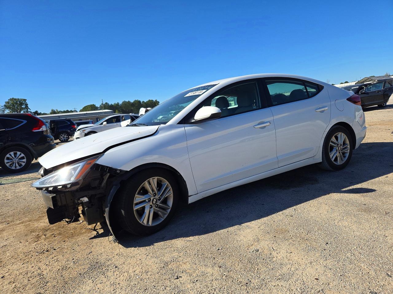2019 HYUNDAI ELANTRA — Front 3/4