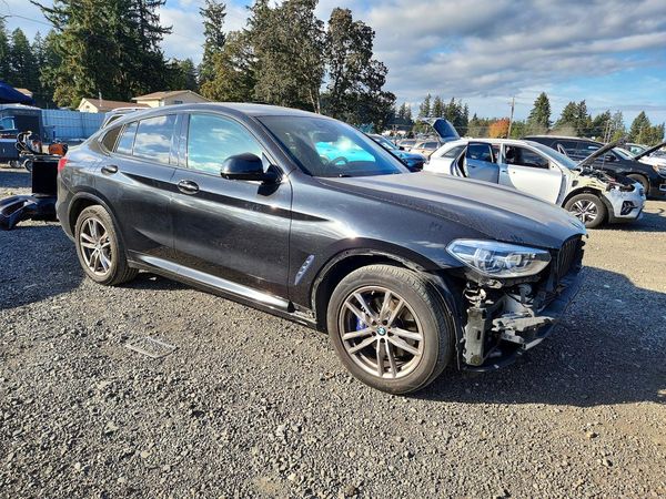 2021 BMW X4 xDrive30i — Passenger 3/4