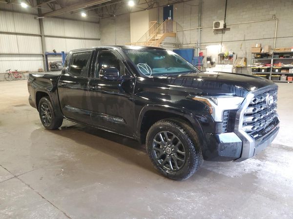 2022 TOYOTA TUNDRA
