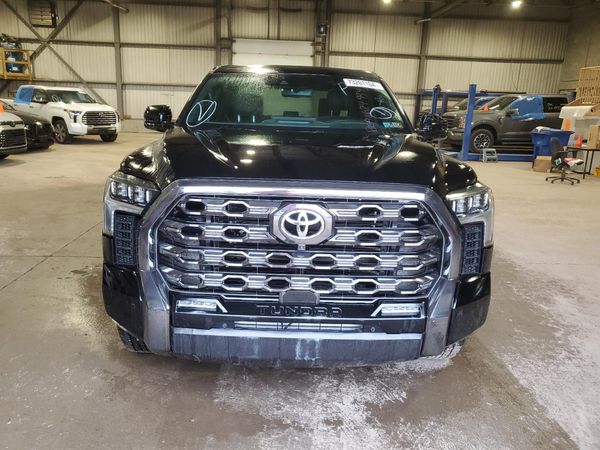 2022 TOYOTA TUNDRA